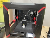 nowy sprzęt w pracowni komputerowej